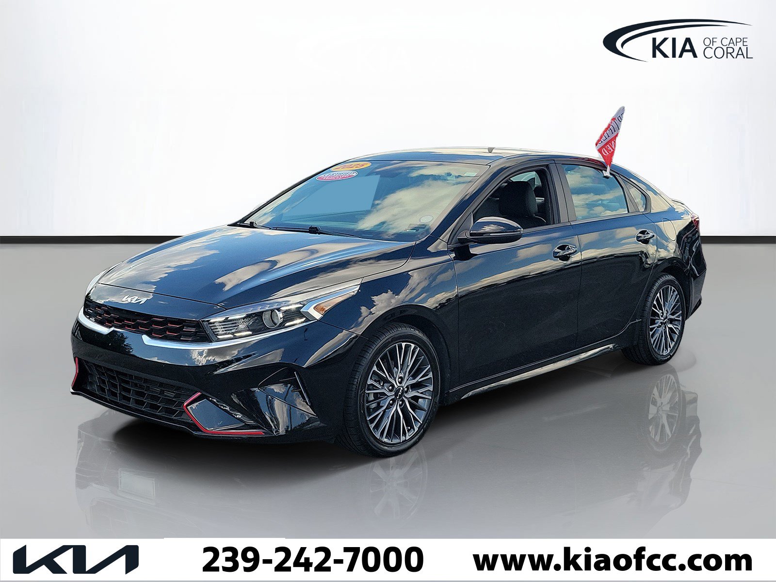 Certified 2023 Kia Forte GT-Line FWD image 3