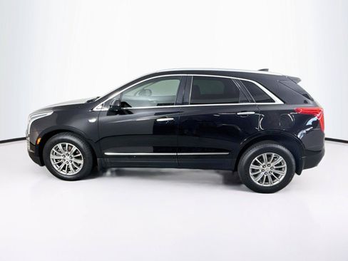 Used 2017 Cadillac XT5 Luxury w/ Driver Awareness Package FWD image 2