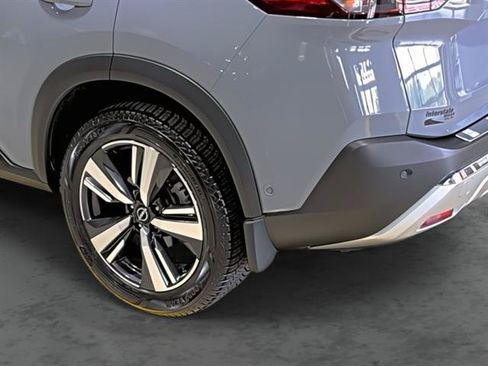 Used 2023 Nissan Rogue Platinum w/ Platinum Premium Package AWD/4WD image 11