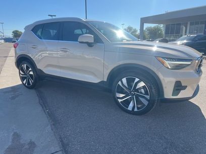Certified 2025 Volvo XC40 B5 Ultra w/ Climate Package