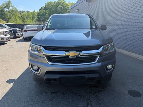 Used 2018 Chevrolet Colorado LT w/ LT Convenience Package image 2