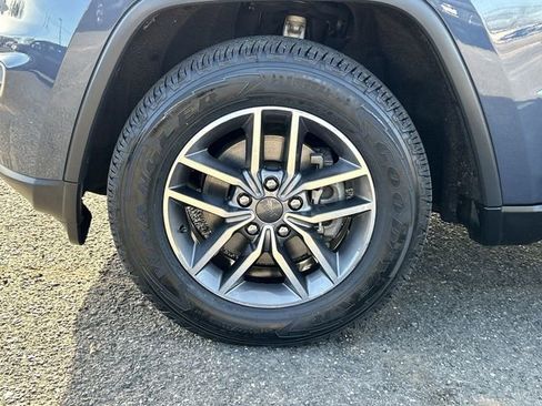 Used 2020 Jeep Grand Cherokee Limited image 10