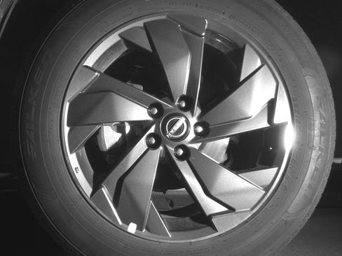 Used 2025 Nissan Rogue SV FWD image 12