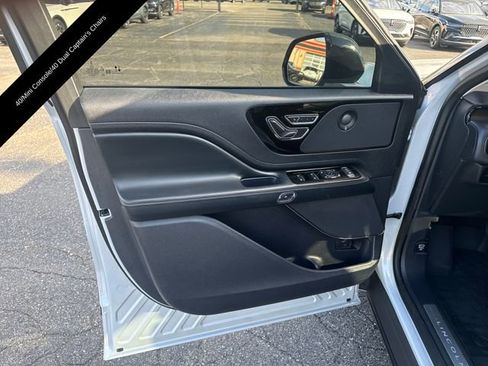 Certified 2025 Lincoln Aviator Reserve w/ Jet Appearance Package AWD/4WD image 15