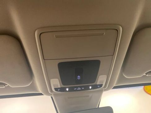 Used 2025 Honda CR-V EX-L image 14