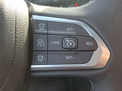 New 2026 Jeep Compass Limited AWD/4WD image 17