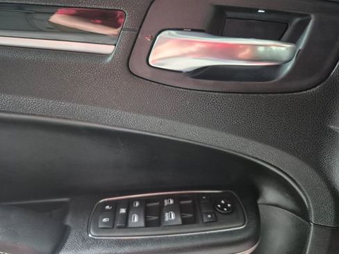 Used 2021 Chrysler 300 S RWD image 15