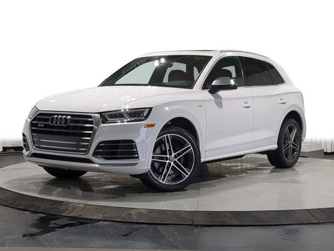 Used 2018 Audi SQ5 Premium Plus w/ Navigation Package image 1