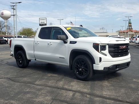 Used 2023 GMC Sierra 1500 Elevation w/ X31 Off-Road Package AWD/4WD image 2