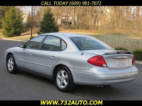 Used 2003 Ford Taurus SES FWD image 10