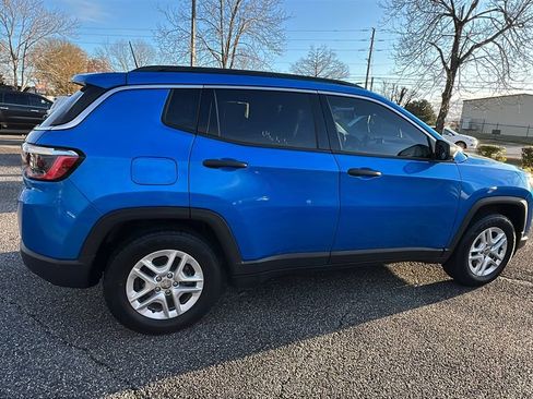 Used 2021 Jeep Compass Sport image 5