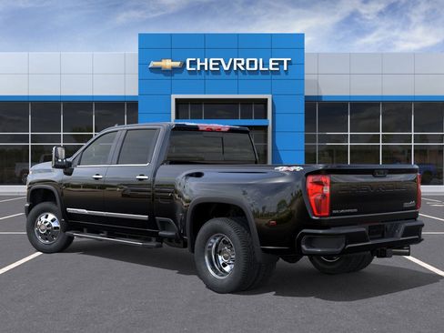New 2026 Chevrolet Silverado 3500 High Country image 3