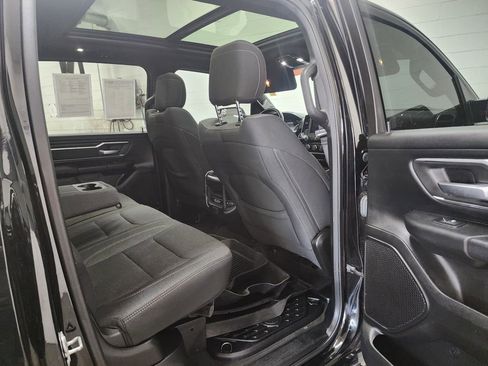 Used 2019 RAM 1500 Big Horn AWD/4WD image 30