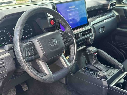 Used 2024 Toyota Tacoma TRD Off-Road w/ TRD Off Road Upgrade Package AWD/4WD image 12