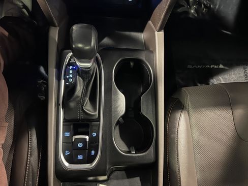 Used 2019 Hyundai Santa Fe Limited image 20