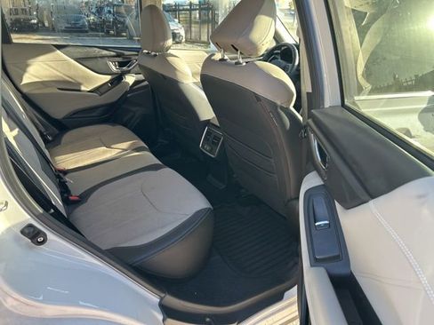 Used 2019 Subaru Forester Limited image 8