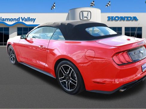 Used 2022 Ford Mustang Premium image 4