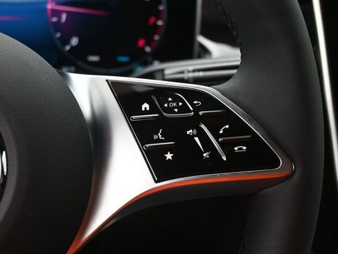 New 2025 Mercedes-Benz GLC 300 GLC 300 image 10