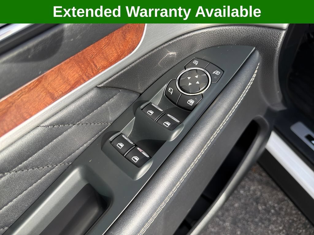 Used 2018 Ford Explorer Platinum AWD/4WD image 12