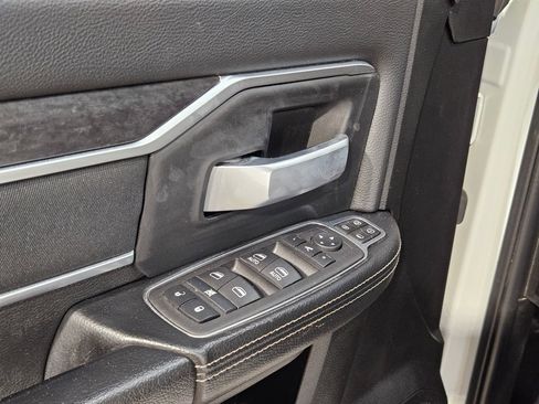 Used 2024 RAM 3500 Big Horn AWD/4WD image 21