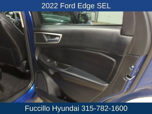 Used 2022 Ford Edge SEL w/ Convenience Package image 21