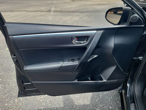 Used 2016 Toyota Corolla S FWD image 18