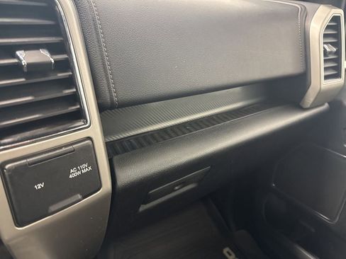 Used 2020 Ford F150 Lariat w/ Equipment Group 502A Luxury AWD/4WD image 18
