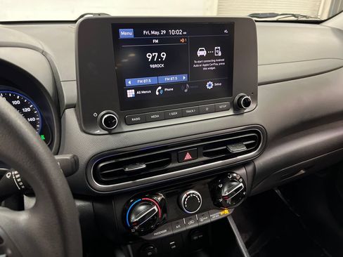 Used 2023 Hyundai Kona SEL AWD/4WD image 18