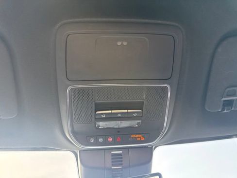 Used 2024 Chevrolet Traverse RS FWD image 21