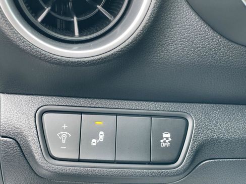 Used 2023 Kia Forte GT-Line image 23