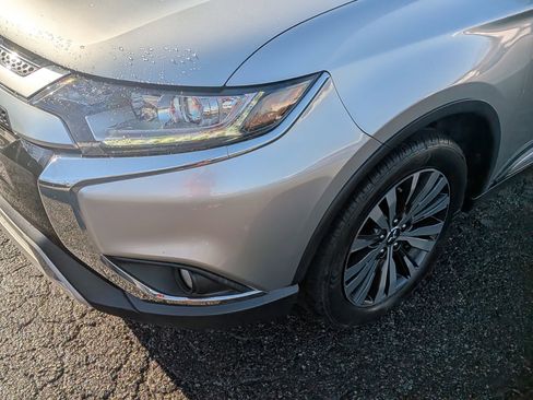 Used 2020 Mitsubishi Outlander SEL image 11