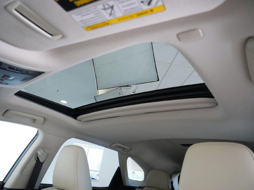 Used 2018 Lexus RX 350L AWD w/ Premium Package image 27