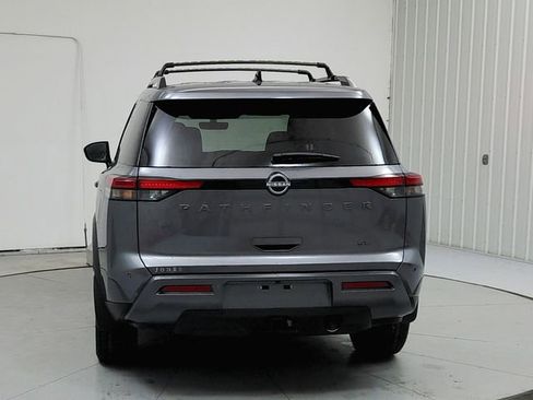 New 2026 Nissan Pathfinder SL w/ SL Premium Package FWD image 6