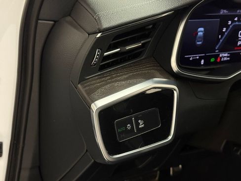 Used 2020 Audi S6 Premium Plus w/ S Sport Package AWD/4WD image 38