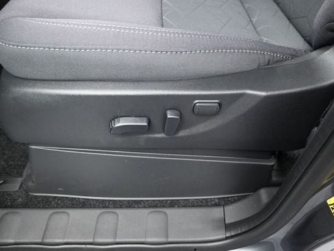 New 2026 Nissan Frontier SV w/ All-Weather Content Package AWD/4WD image 19