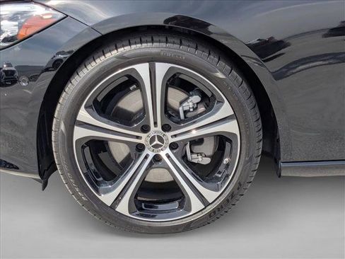 Used 2025 Mercedes-Benz C 300 Sedan image 26