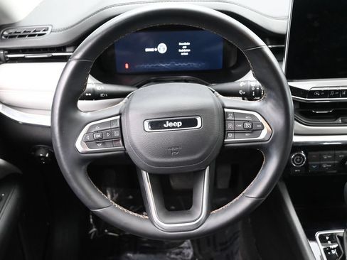 Used 2022 Jeep Compass Limited w/ Elite Group AWD/4WD image 24