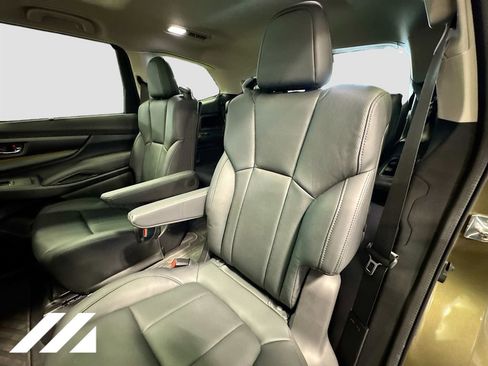 Certified 2025 Subaru Ascent Bronze Edition image 28