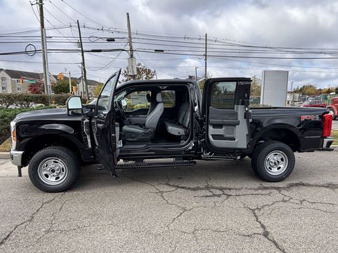 New 2026 Ford F350 XL w/ FX4 Off-Road Package image 6