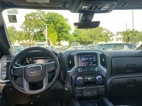 Used 2021 GMC Sierra 2500 Denali w/ Denali Ultimate Package AWD/4WD image 17