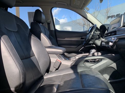 Used 2020 Kia Telluride EX w/ EX Premium Package image 35