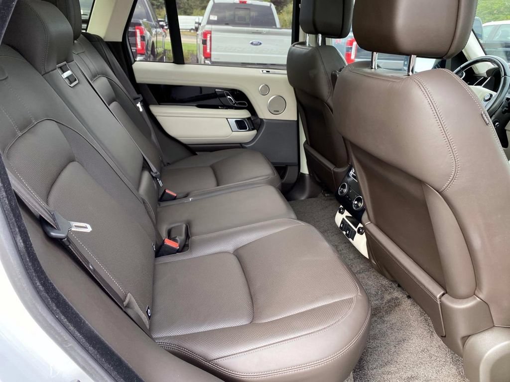 Used 2019 Land Rover Range Rover HSE AWD/4WD image 24