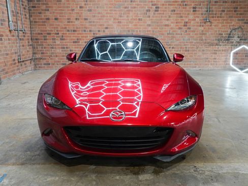Used 2019 MAZDA MX-5 Miata Grand Touring RWD image 6