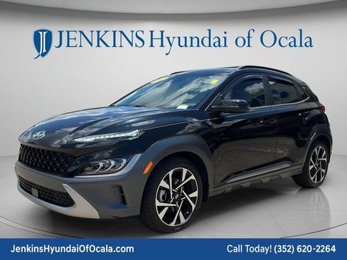 Certified 2022 Hyundai Kona Limited w/ Cargo Package FWD image 7