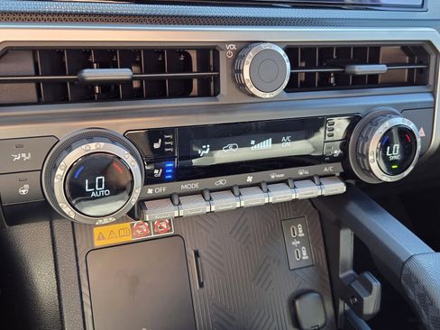 Certified 2025 Toyota 4Runner Limited image 15