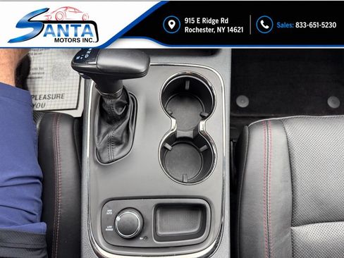 Used 2018 Dodge Durango R/T AWD/4WD image 10