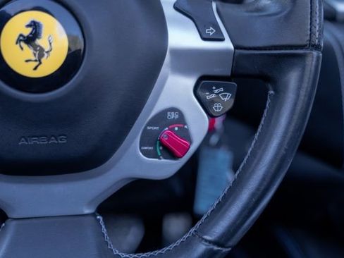 Used 2016 Ferrari California T RWD image 50