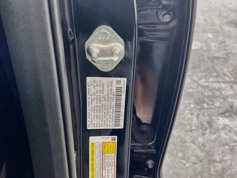 Certified 2024 Honda CR-V EX-L image 18