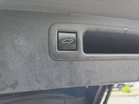 Used 2022 Toyota Highlander XSE w/ Protection Package #3 (TMS) image 29