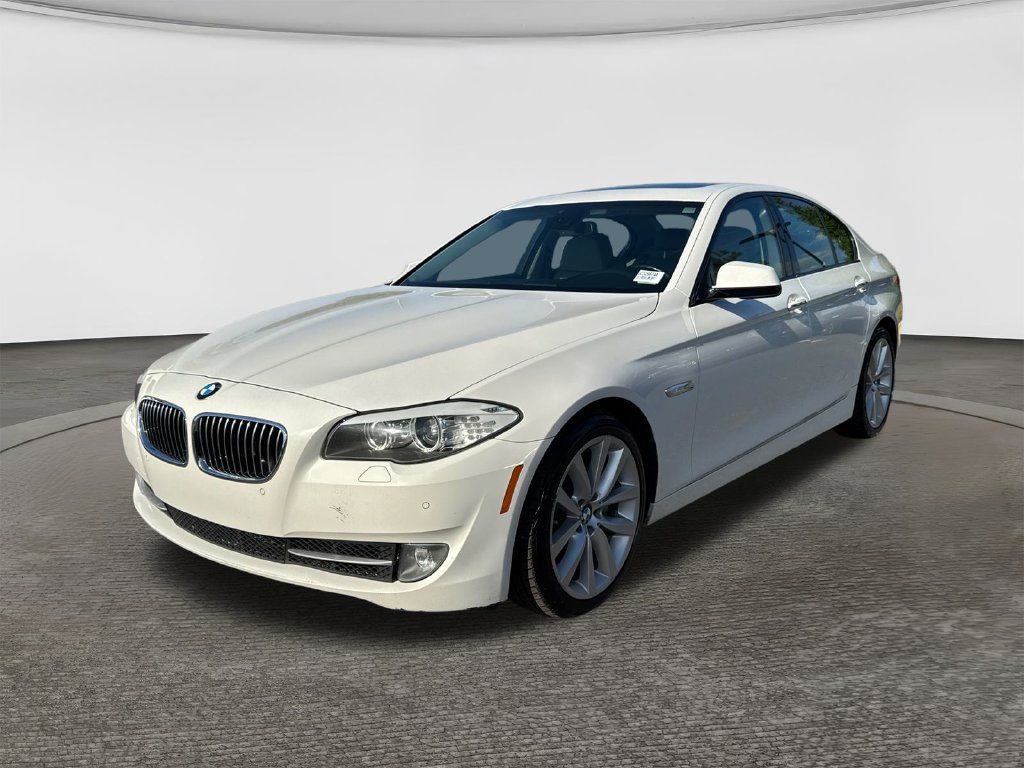 Used 2011 BMW 535i Sedan RWD image 3